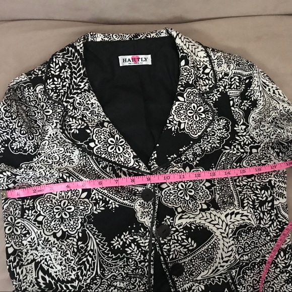 Suit- jacket +long skirt , size 6 - Picture 4 of 8